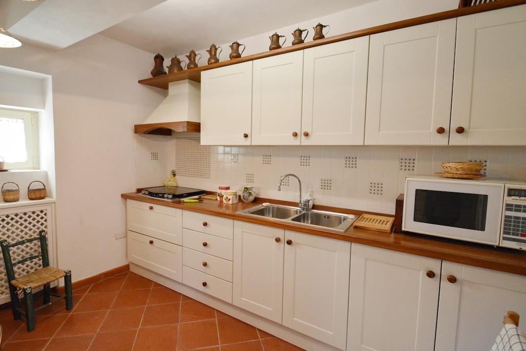 Neranya Apartment มัสซาลูเบรนเซ ห้อง รูปภาพ